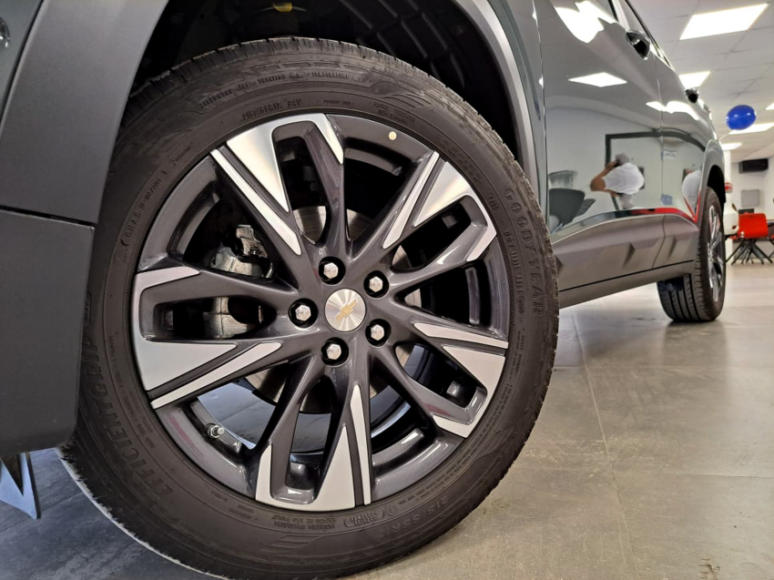Chevrolet TRACKER 1.2 TURBO FLEX PREMIER AUTOMÁTICO 2