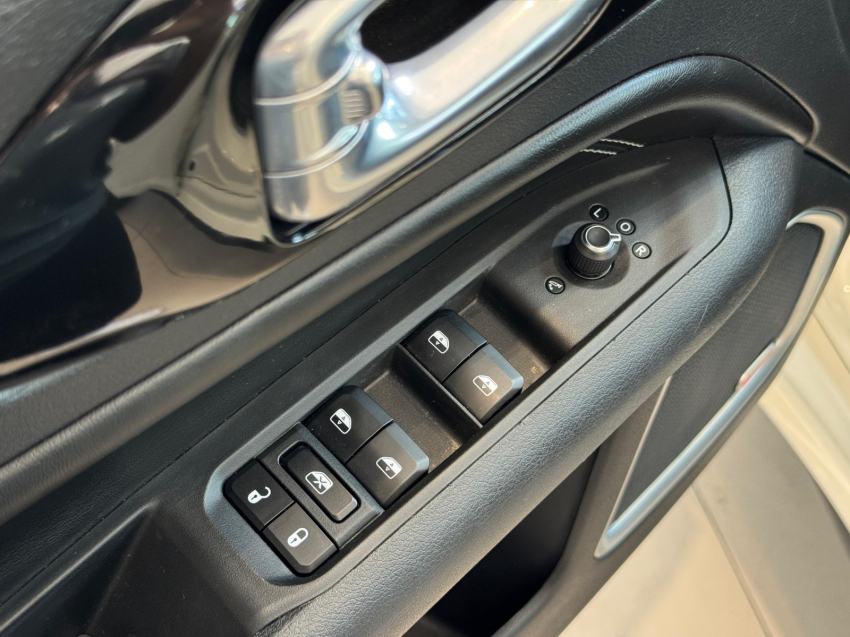 JEEP COMPASS 1.3 T270 TURBO FLEX S AT6 23