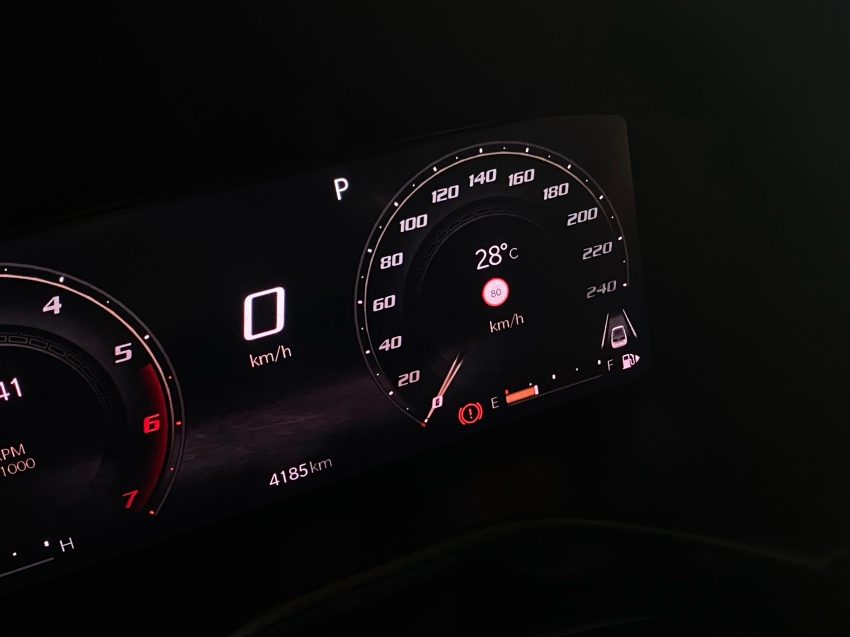 Carro JEEP COMMANDER