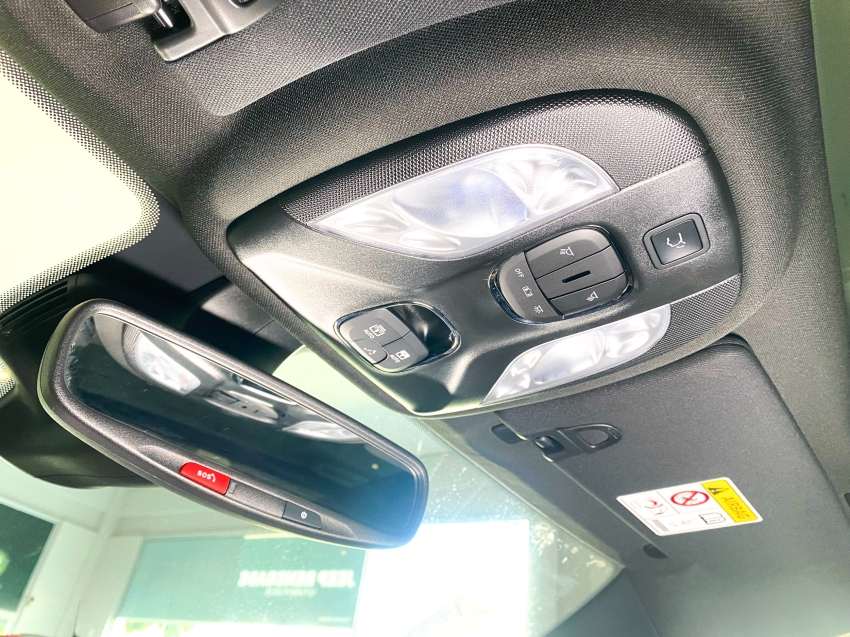 Carro JEEP COMMANDER