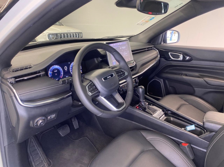 Carro JEEP COMPASS