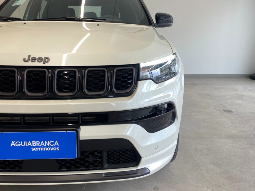 Carro JEEP COMPASS