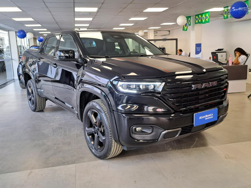 Ram RAMPAGE 2.0 HURRICANE 4 TURBO GASOLINA R/T 4X4 AUTOMÁTICO 5