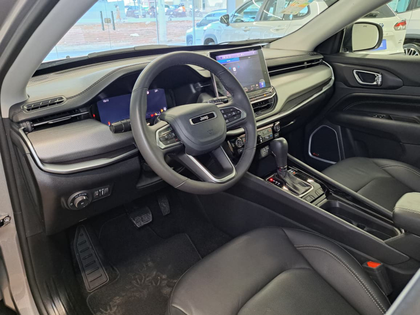 JEEP COMPASS 1.3 T270 TURBO FLEX LONGITUDE AT6 15