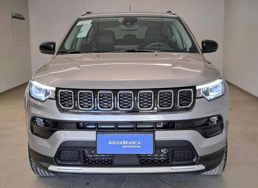 JEEP COMPASS 1.3 T270 TURBO FLEX LONGITUDE AT6 3