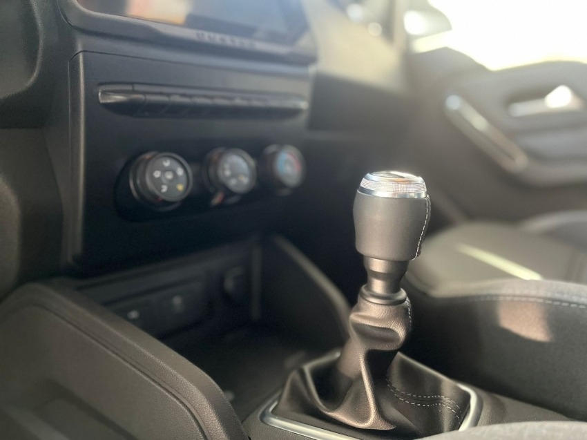 renault duster intense manual6