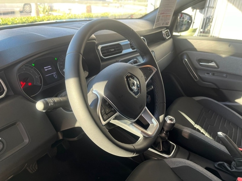renault duster intense manual4
