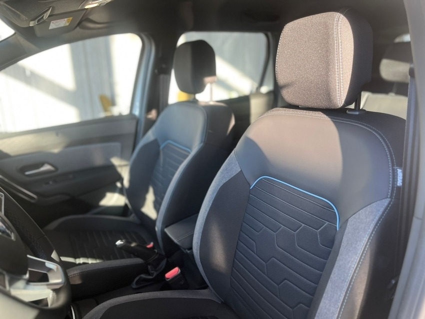 renault duster intense manual9