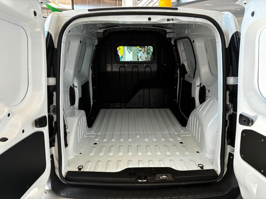 renault kangoo advanced 1.68
