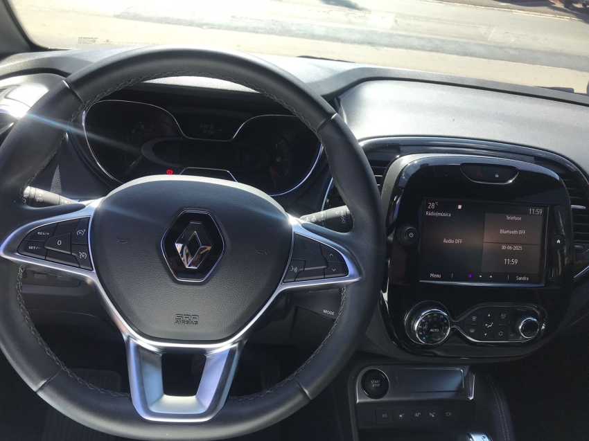 renault captur 1.3 tce flex iconic x-tronic 4p automatico 2022