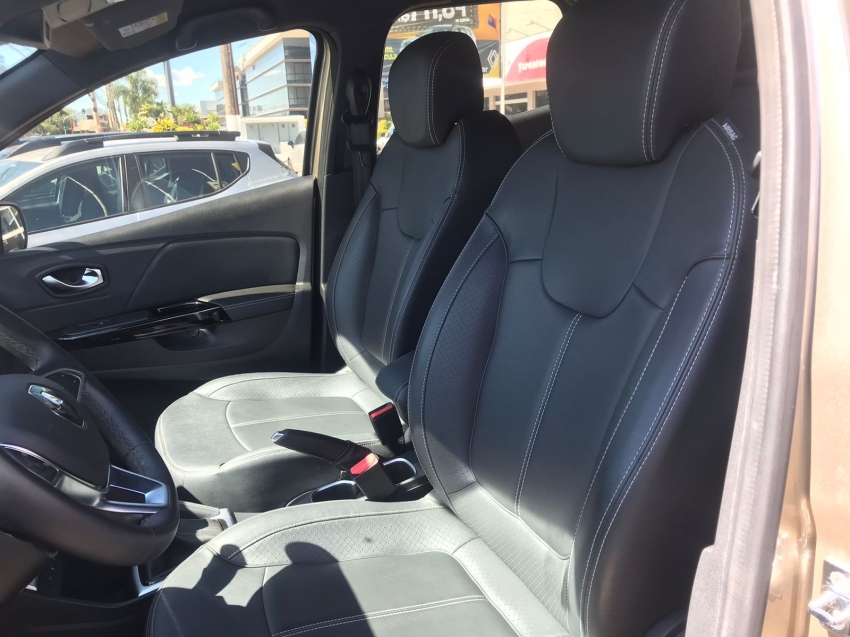 renault captur 1.3 tce flex iconic x-tronic 4p automatico 2022