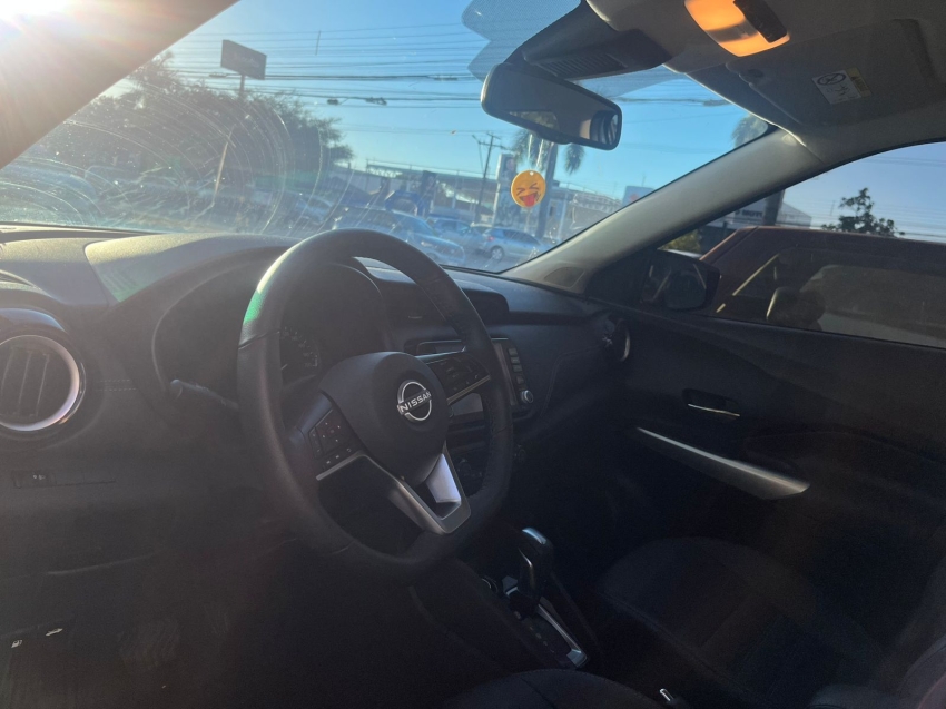 nissan kicks 1.6 16v flexstart exclusive xtronic flex 4p automatico 2024