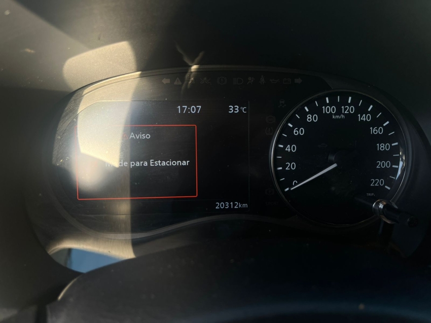 nissan kicks 1.6 16v flexstart exclusive xtronic flex 4p automatico 2024