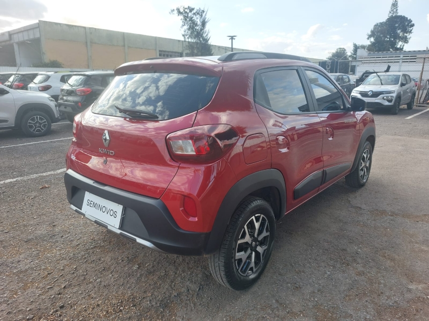 renault kwid outsider