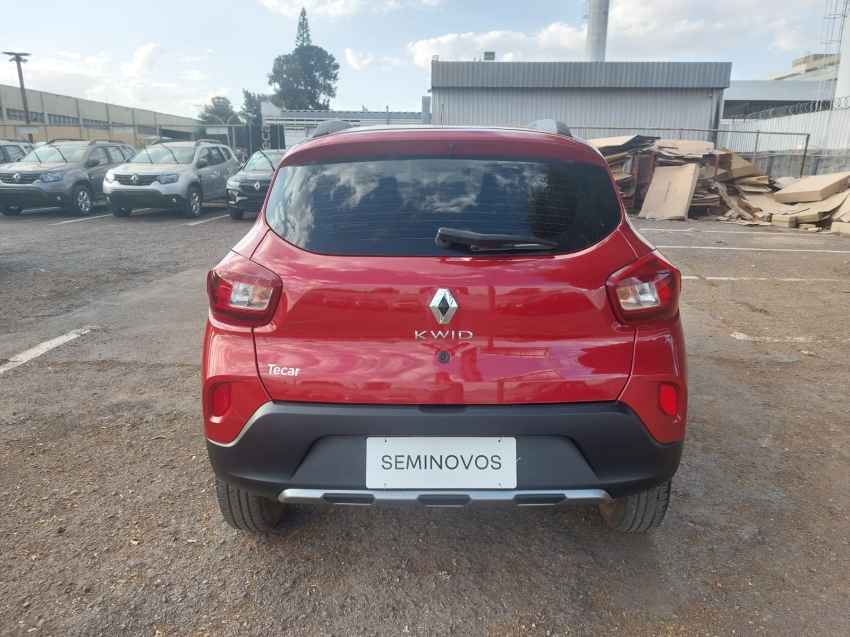 renault kwid outsider