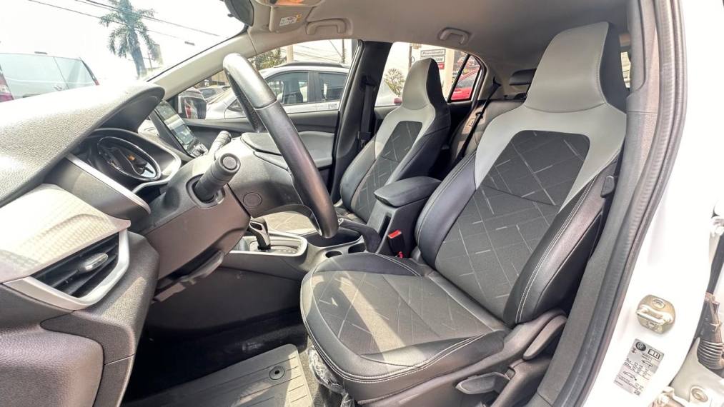 chevrolet onix premier at