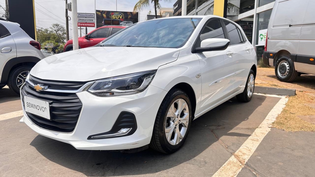 chevrolet onix premier at