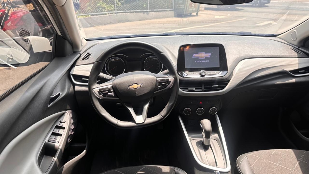 chevrolet onix premier at