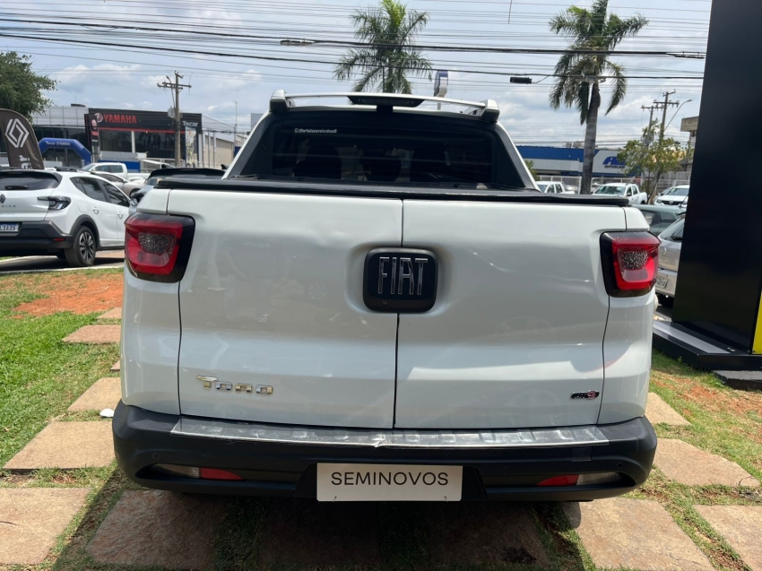 fiat toro 2.4 16v multiair flex volcano at9 4p automatico 20194