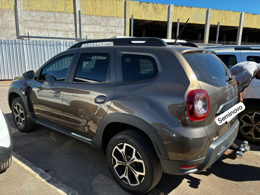 renault duster iconic 1.63