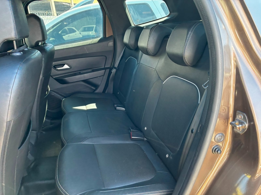 renault duster iconic 1.67