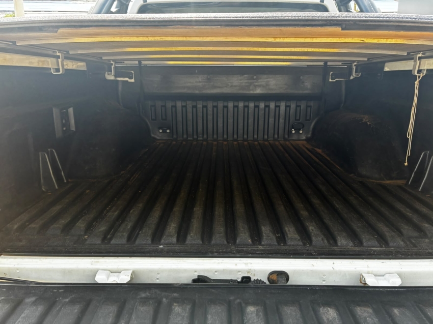 nissan frontier 2.3 16v turbo diesel attack cd 4x4 automatico flex 4p 202311
