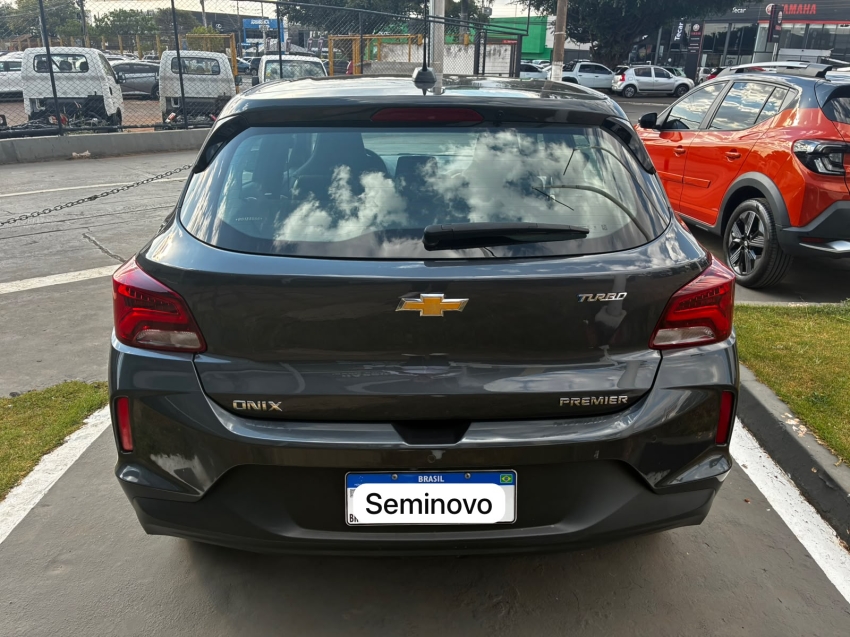chevrolet onix 1.0 turbo flex automatico 4p 20244