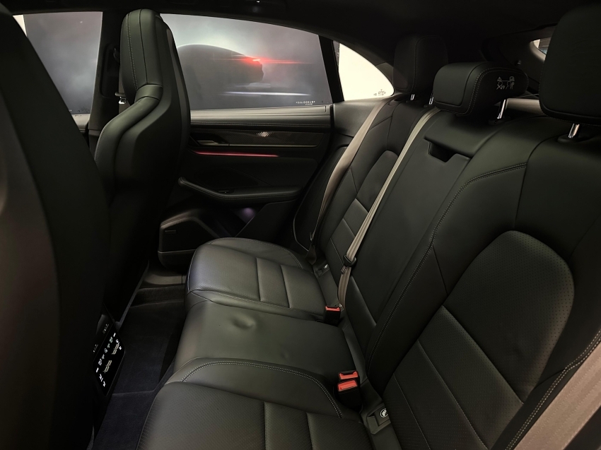 porsche macan turbo eletrico 4p automatico 2024