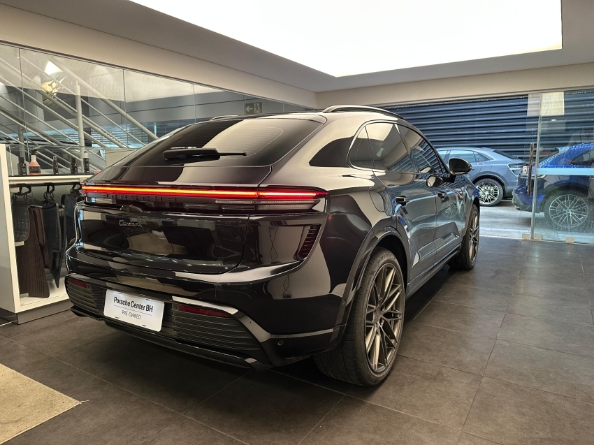 porsche macan turbo eletrico 4p automatico 2024