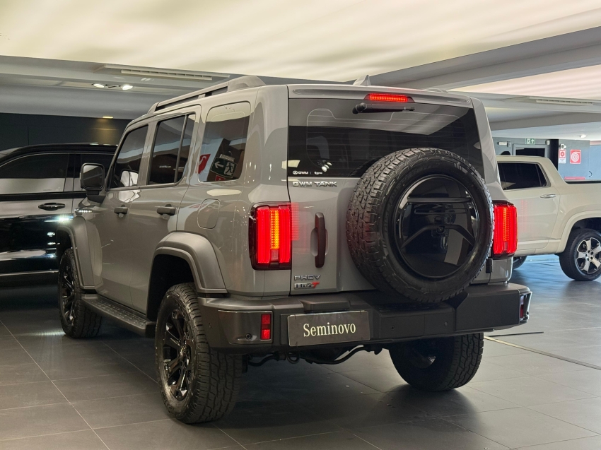 gwm tank 300 2.0 hi4-t phev 4x4 9hat hibrido 4p automatico 2026