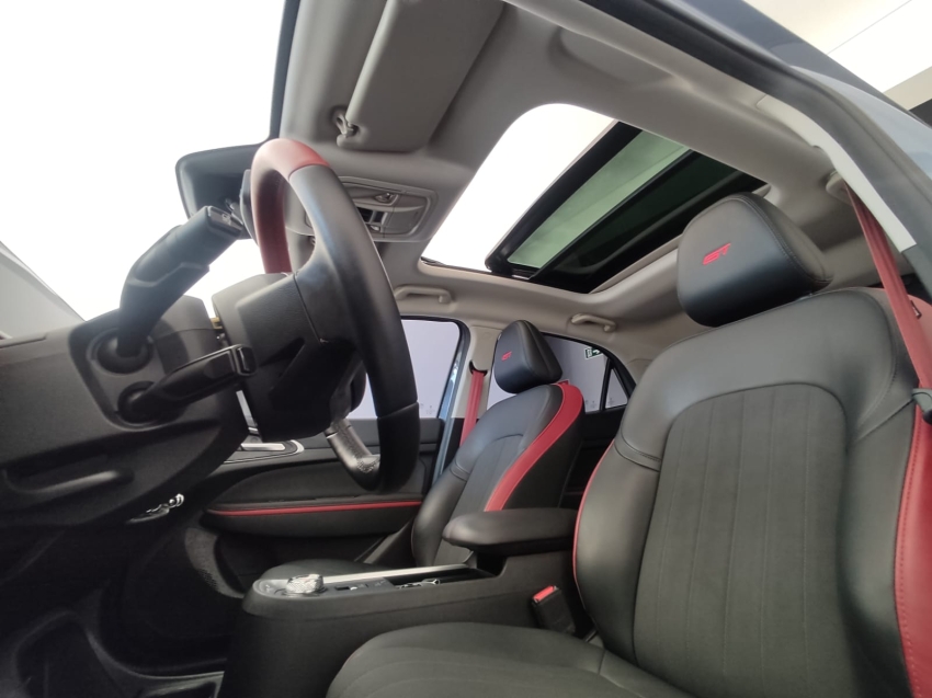 gwm ora 03 63 kw eletrico gt 4p automatico 2024