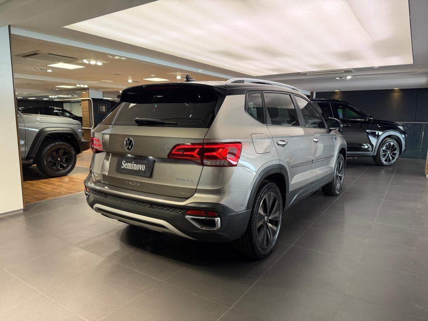 volkswagen taos 1.4 250 tsi total flex highline automatico 4p 2023
