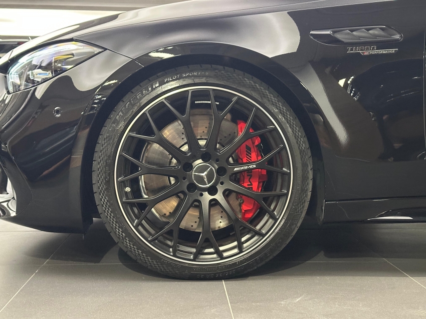 mercedes-benz c 63 amg 2.0 turbo phev s e performance 4matic+ speedshift gasolina 4p automatico 2024