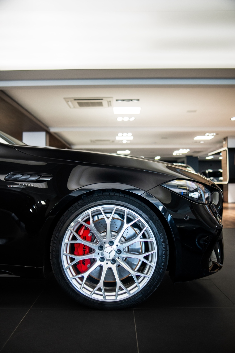 mercedes-benz c 63 amg 2.0 turbo phev s e performance 4matic+ speedshift gasolina 4p automatico 202416