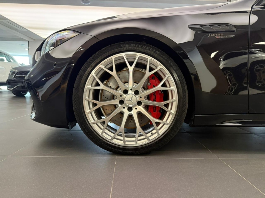 mercedes-benz c 63 amg 2.0 turbo phev s e performance 4matic+ speedshift gasolina 4p automatico 202410