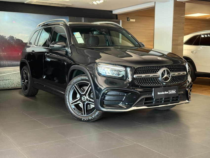 mercedes-benz glb 220 2.0 mhev amg line 4matic 8g-dct hibrido 4p automatico 2025