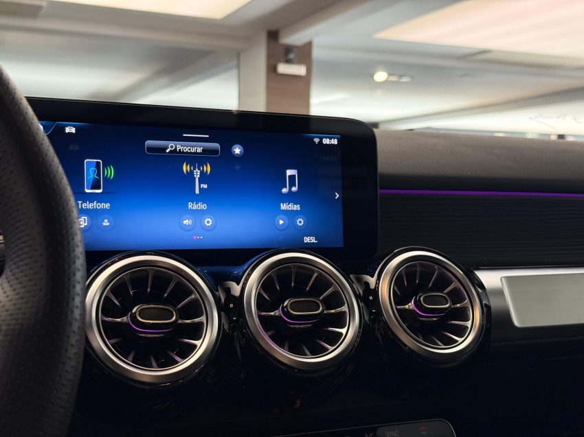 mercedes-benz glb 220 2.0 mhev amg line 4matic 8g-dct hibrido 4p automatico 2025