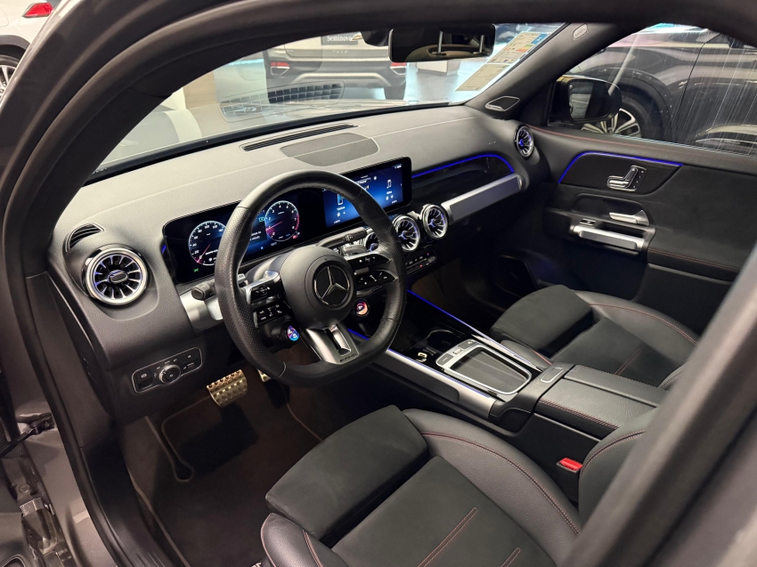 mercedes-benz glb 35 amg 2.0 mhev 4matic speedshift hibrido 4p automatico 2024