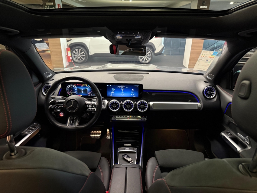 mercedes-benz glb 35 amg 2.0 mhev 4matic speedshift hibrido 4p automatico 2024
