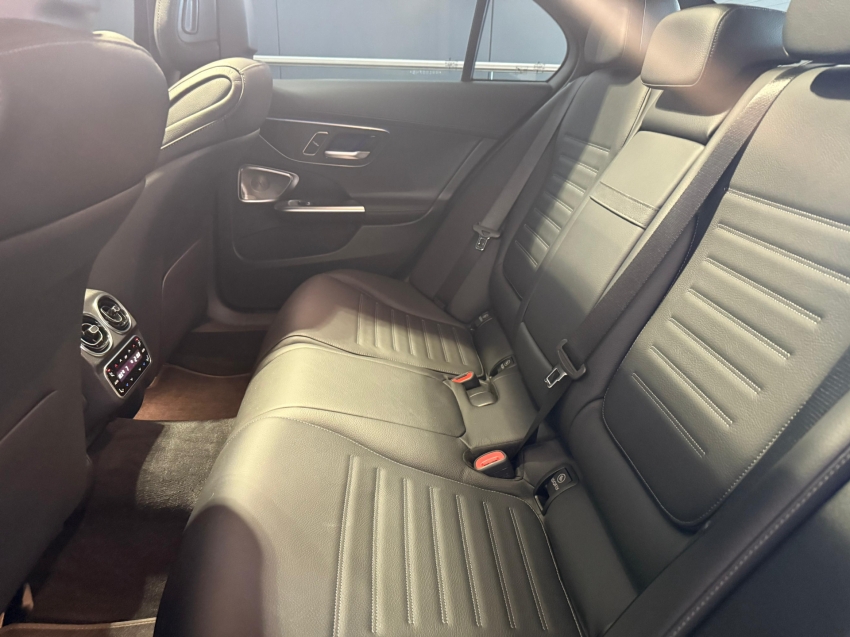 mercedes-benz c 300 2.0 eq boost hibrido amg line 9g-tronic 4p automatico 2024