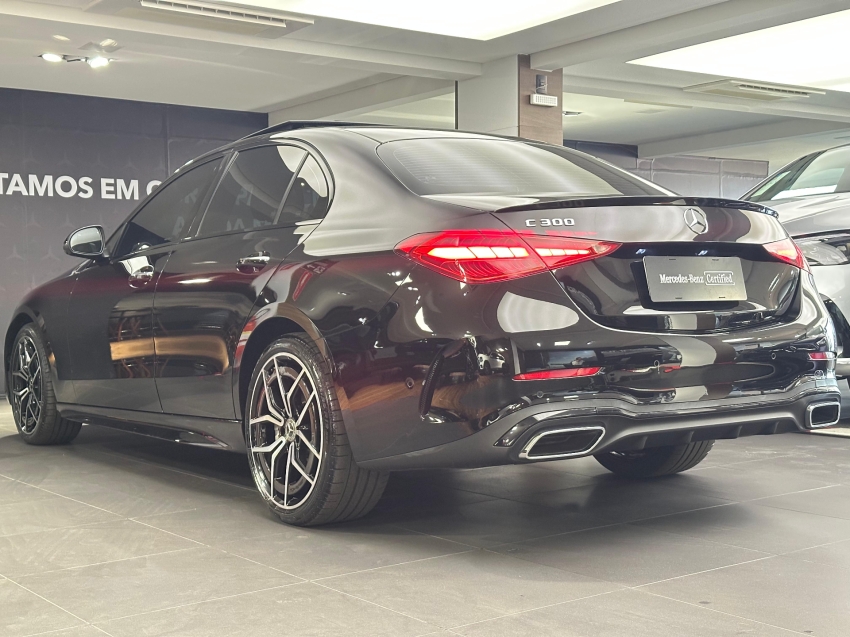 mercedes-benz c 300 2.0 eq boost hibrido amg line 9g-tronic 4p automatico 2024