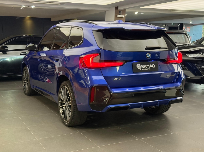 bmw x1 2.0 16v turbo gasolina sdrive20i m sport steptronic 4p automatico 2024