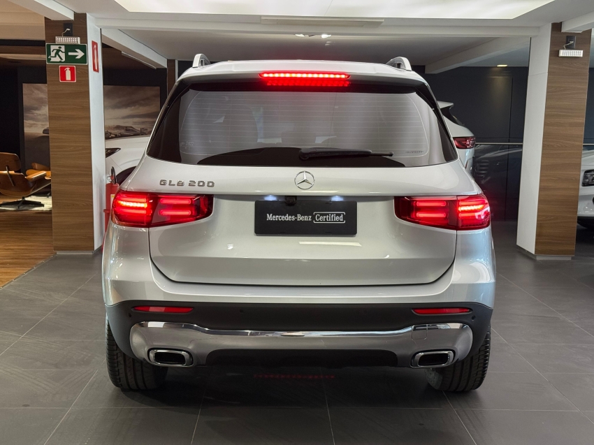 mercedes-benz glb 200 1.3 mhev progressive 7g-dct hibrido 4p automatico 2024