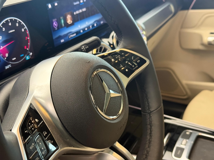 mercedes-benz glb 200 1.3 mhev progressive 7g-dct hibrido 4p automatico 2024