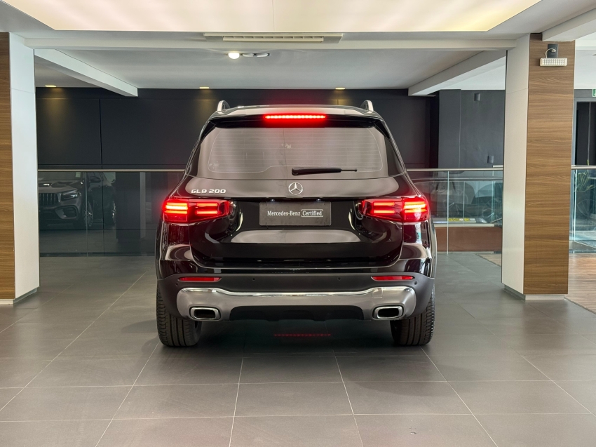 mercedes-benz glb 200 1.3 mhev progressive 7g-dct hibrido 4p automatico 2024