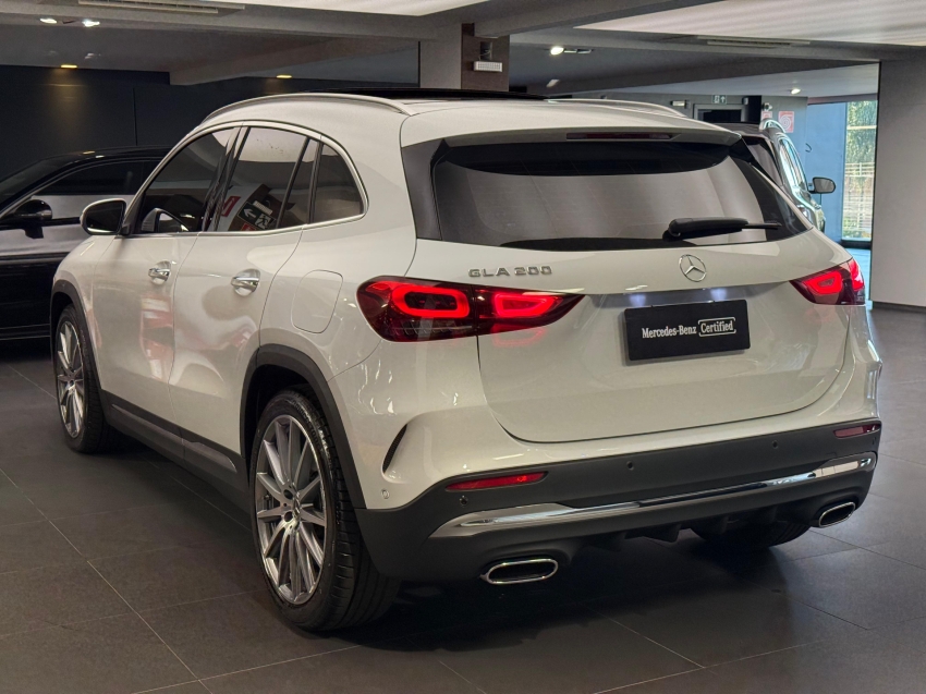 mercedes-benz gla 200 1.3 gci gasolina amg line 7g-dct 4p automatico 2023