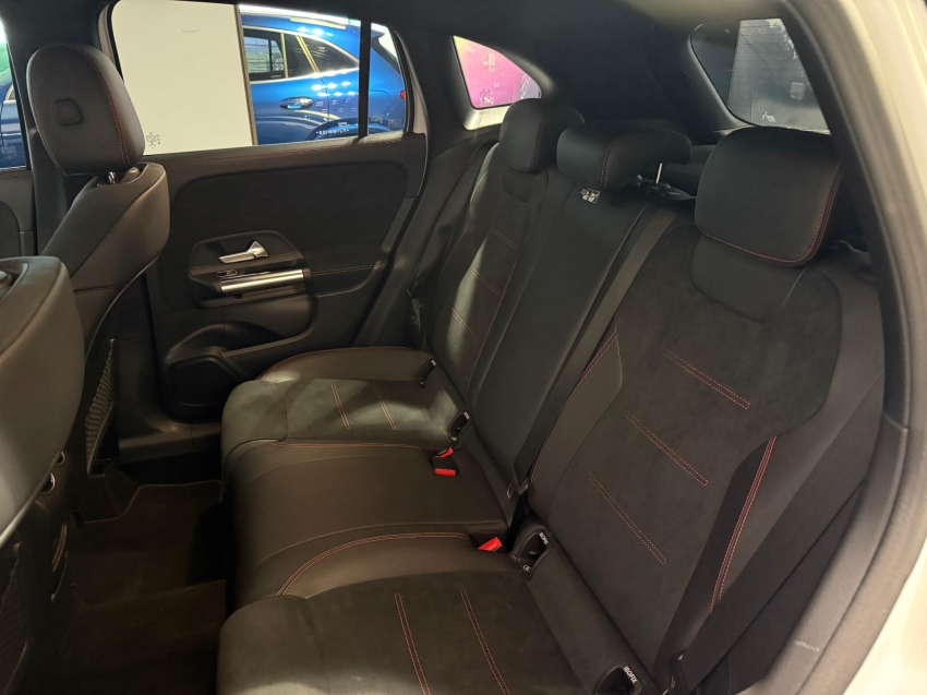 mercedes-benz gla 200 1.3 gci gasolina amg line 7g-dct 4p automatico 2023