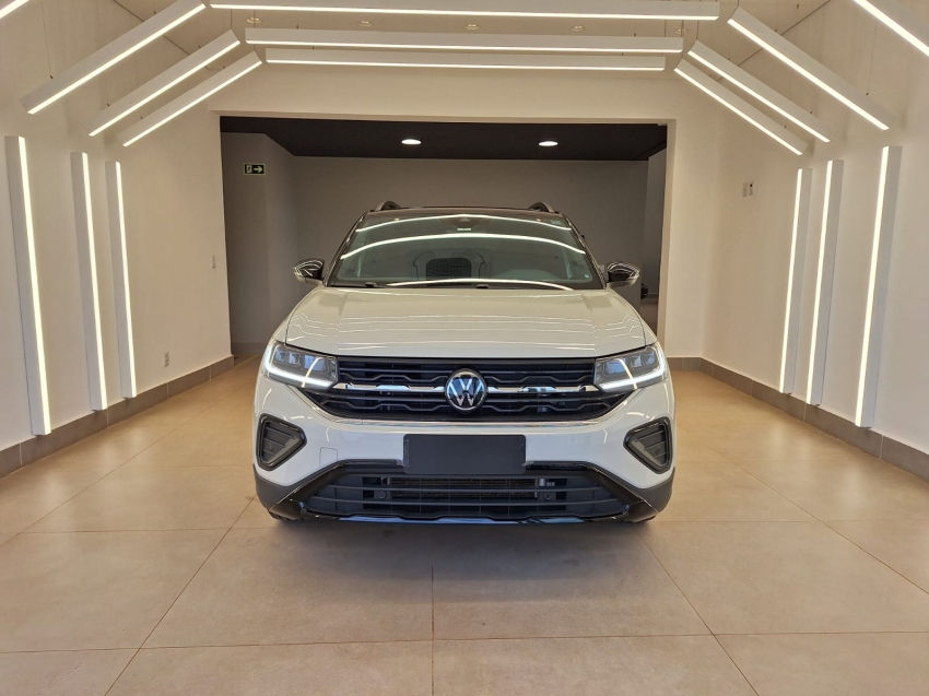 volkswagen t-cross 1.4 250 tsi total flex highline automatico 4p 2025