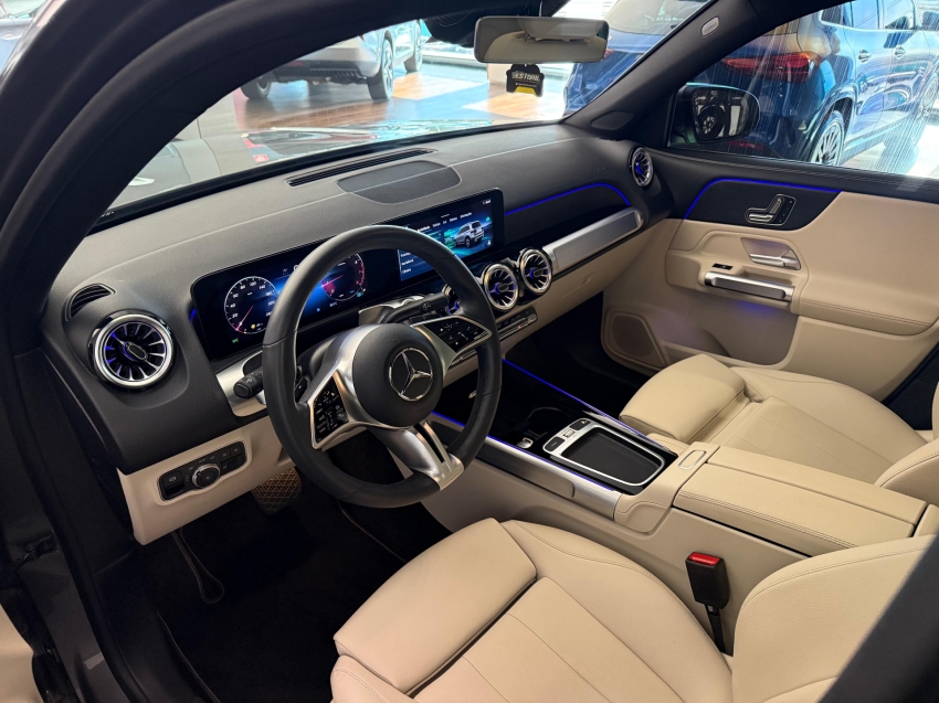 mercedes-benz glb 200 1.3 mhev progressive 7g-dct hibrido 4p automatico 2024