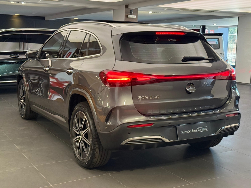 mercedes-benz eqa 250 66,5 kw eletrico 4p automatico 2025